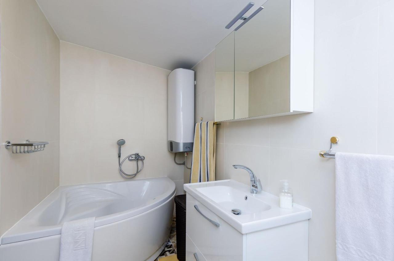 Apartment & Room Sunset Beach Дубровник Экстерьер фото