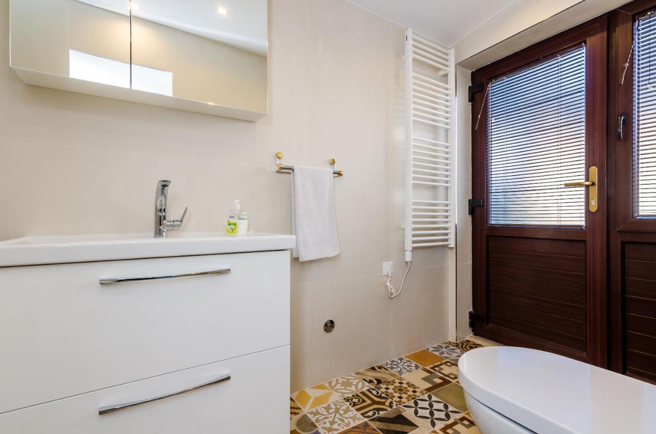 Apartment & Room Sunset Beach Дубровник Экстерьер фото